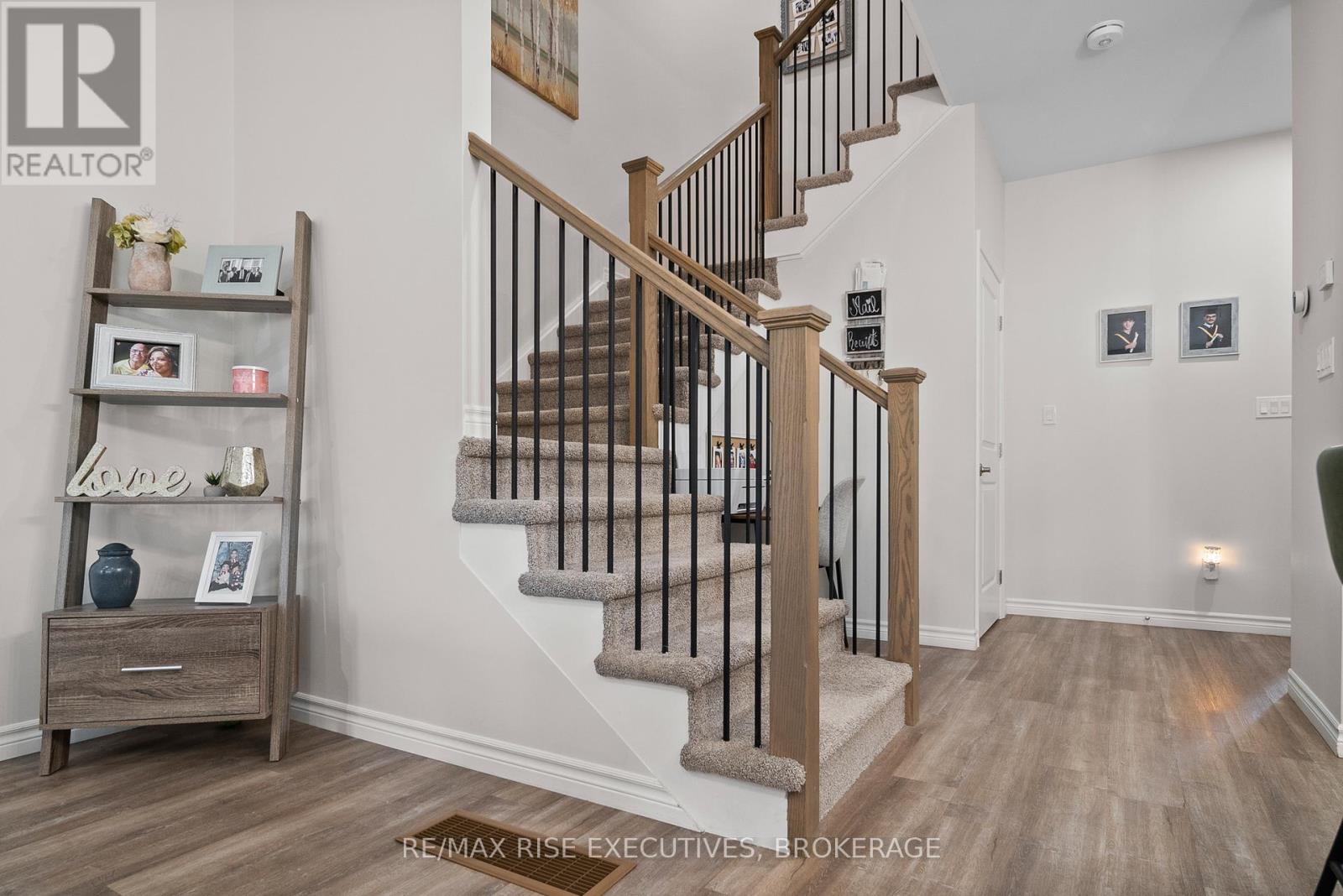 2713 Delmar Street, Kingston, Ontario  K7P 0J1 - Photo 5 - X12463150