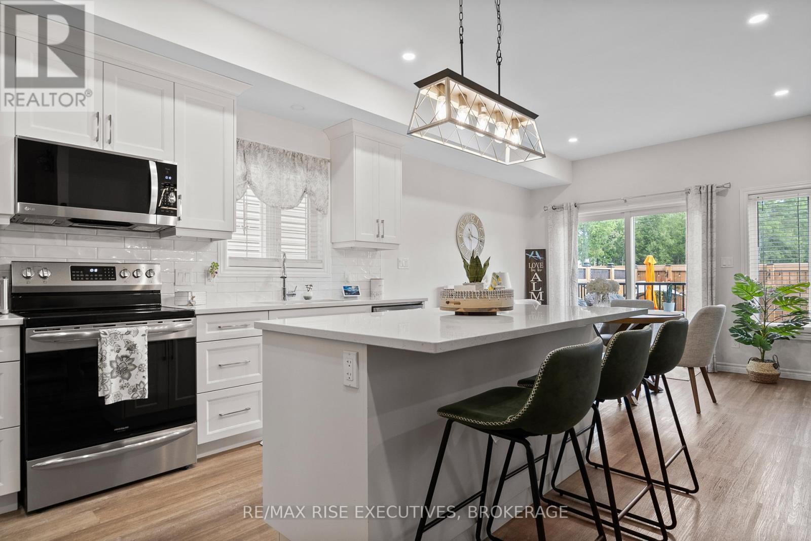 2713 Delmar Street, Kingston, Ontario  K7P 0J1 - Photo 6 - X12463150