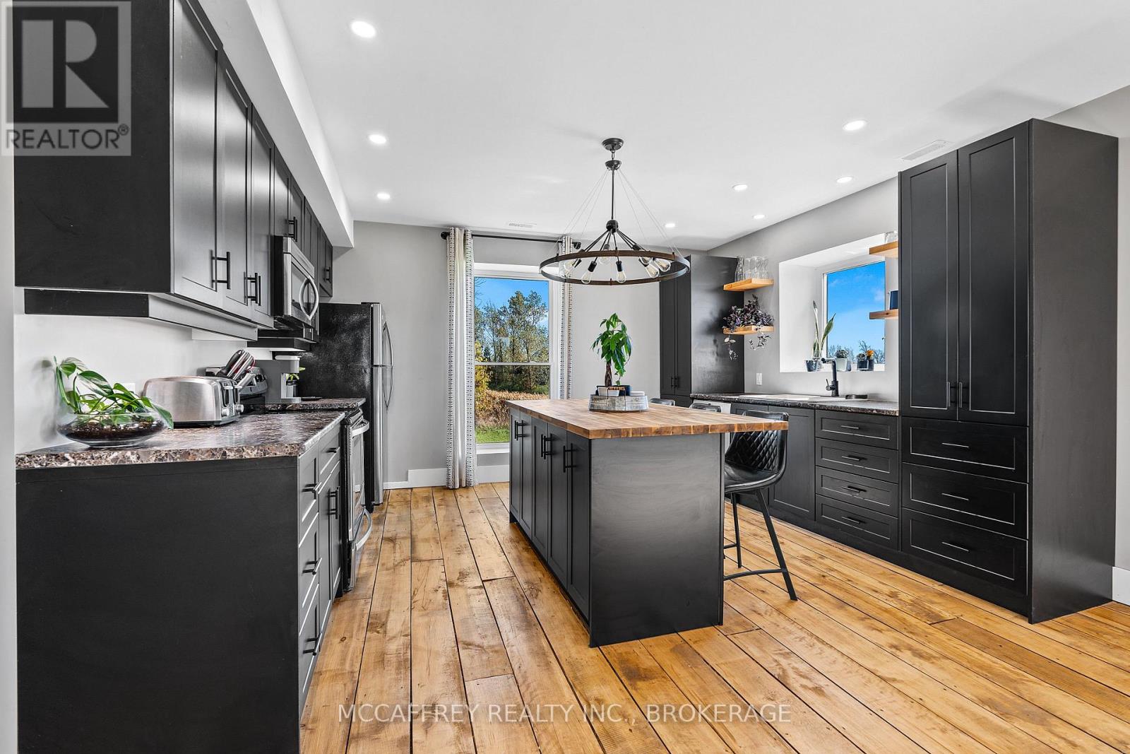 1050 Callaghan Road, Tyendinaga (Tyendinaga Township), Ontario  K0K 2N0 - Photo 12 - X12463244