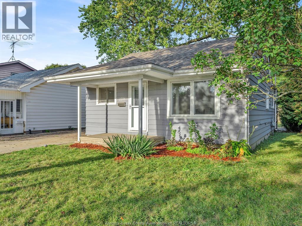 1716 Benjamin Avenue, Windsor, Ontario  N8Y 4W6 - Photo 3 - 25026173