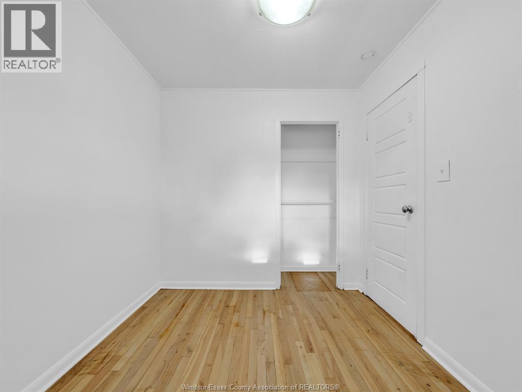 1716 Benjamin Avenue, Windsor, Ontario  N8Y 4W6 - Photo 7 - 25026173