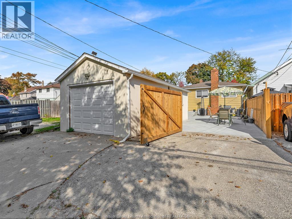 1649 Hall ..., Windsor, Ontario  N9X 4S2 - Photo 32 - 25026103