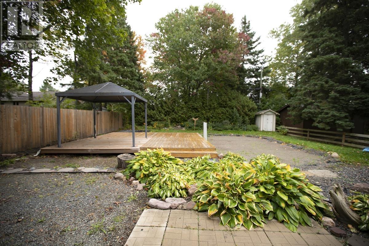 260 Shannon Rd, Sault Ste. Marie, Ontario  P6A 4K4 - Photo 10 - SM252902