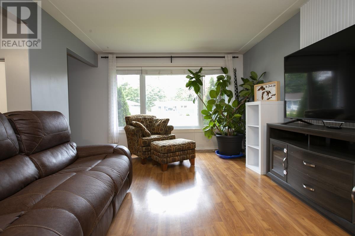 260 Shannon Rd, Sault Ste. Marie, Ontario  P6A 4K4 - Photo 20 - SM252902