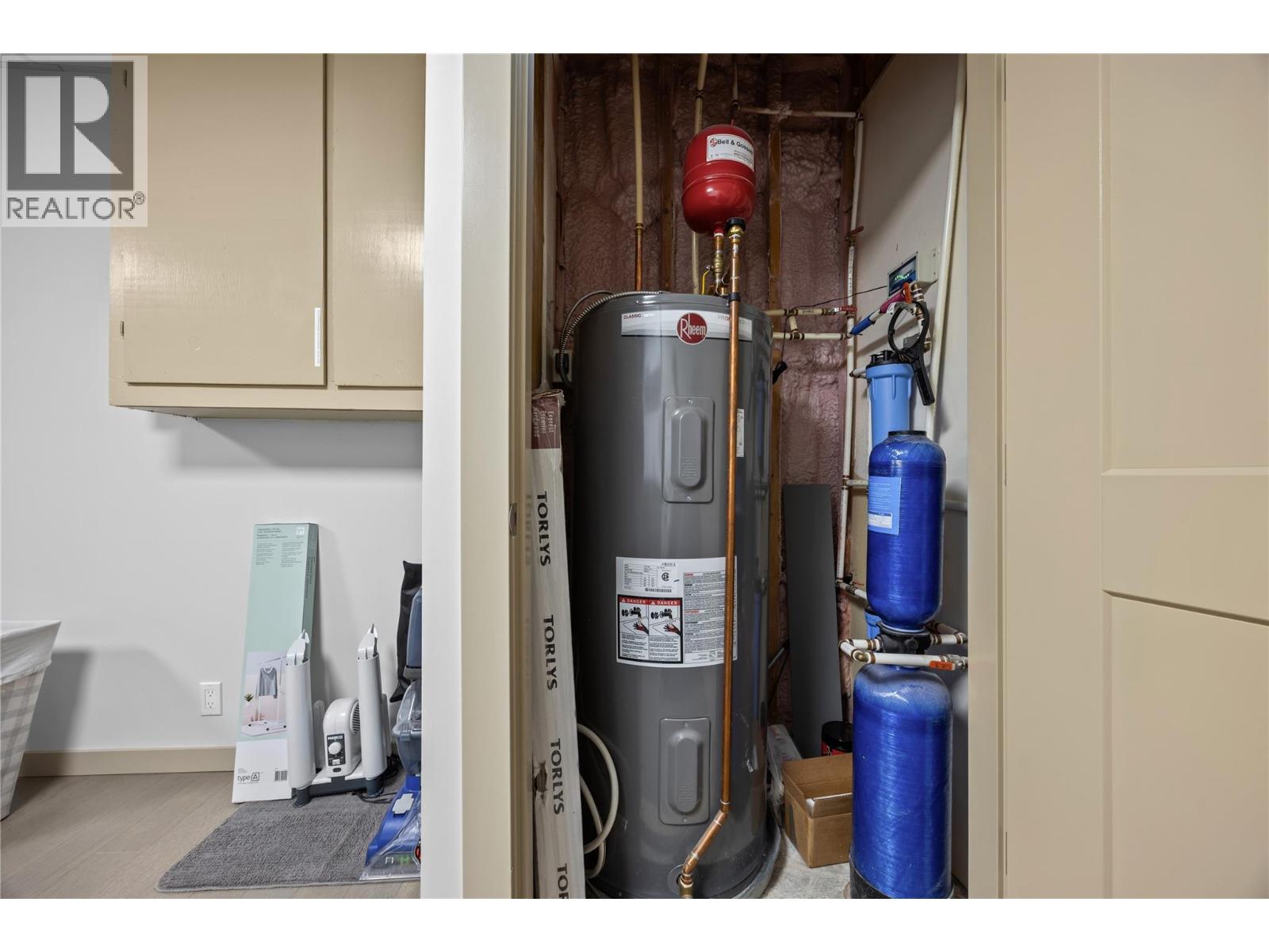 432 HWY 97 Highway Summerland Photo 21