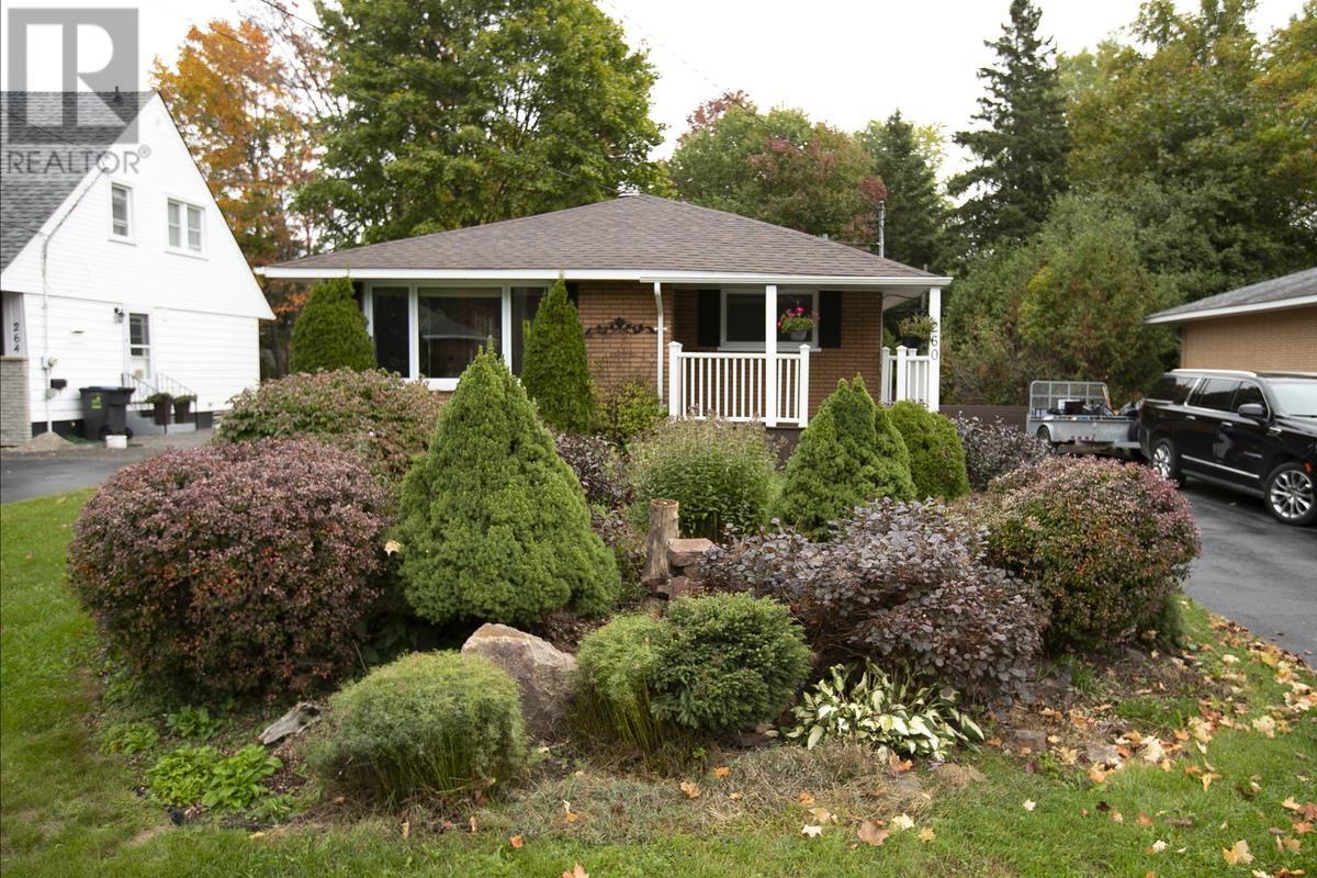 260 Shannon Rd, Sault Ste. Marie, Ontario  P6A 4K4 - Photo 4 - SM252902