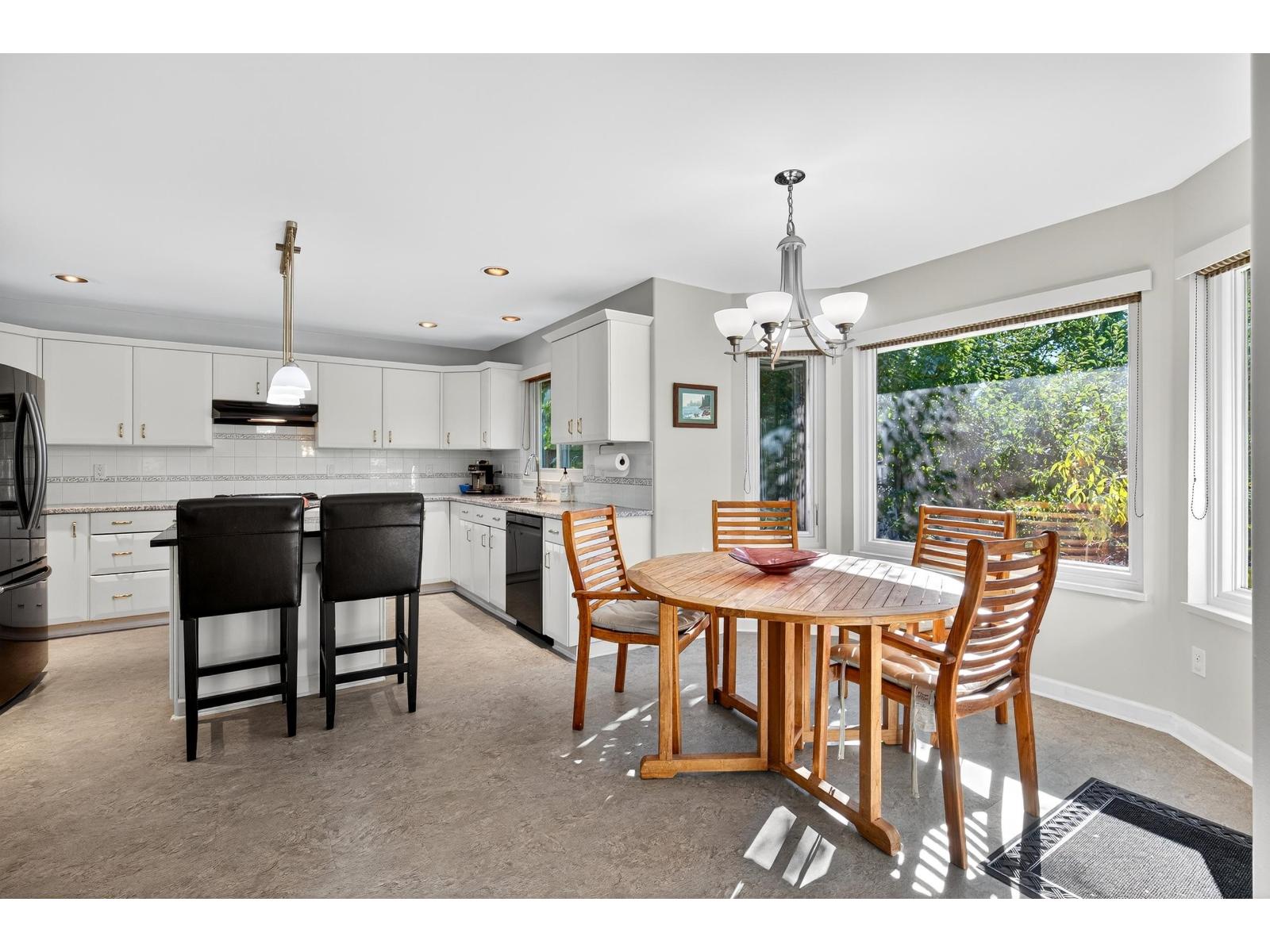 27012 25 Avenue, Langley, British Columbia  V4W 3W5 - Photo 11 - R3057514