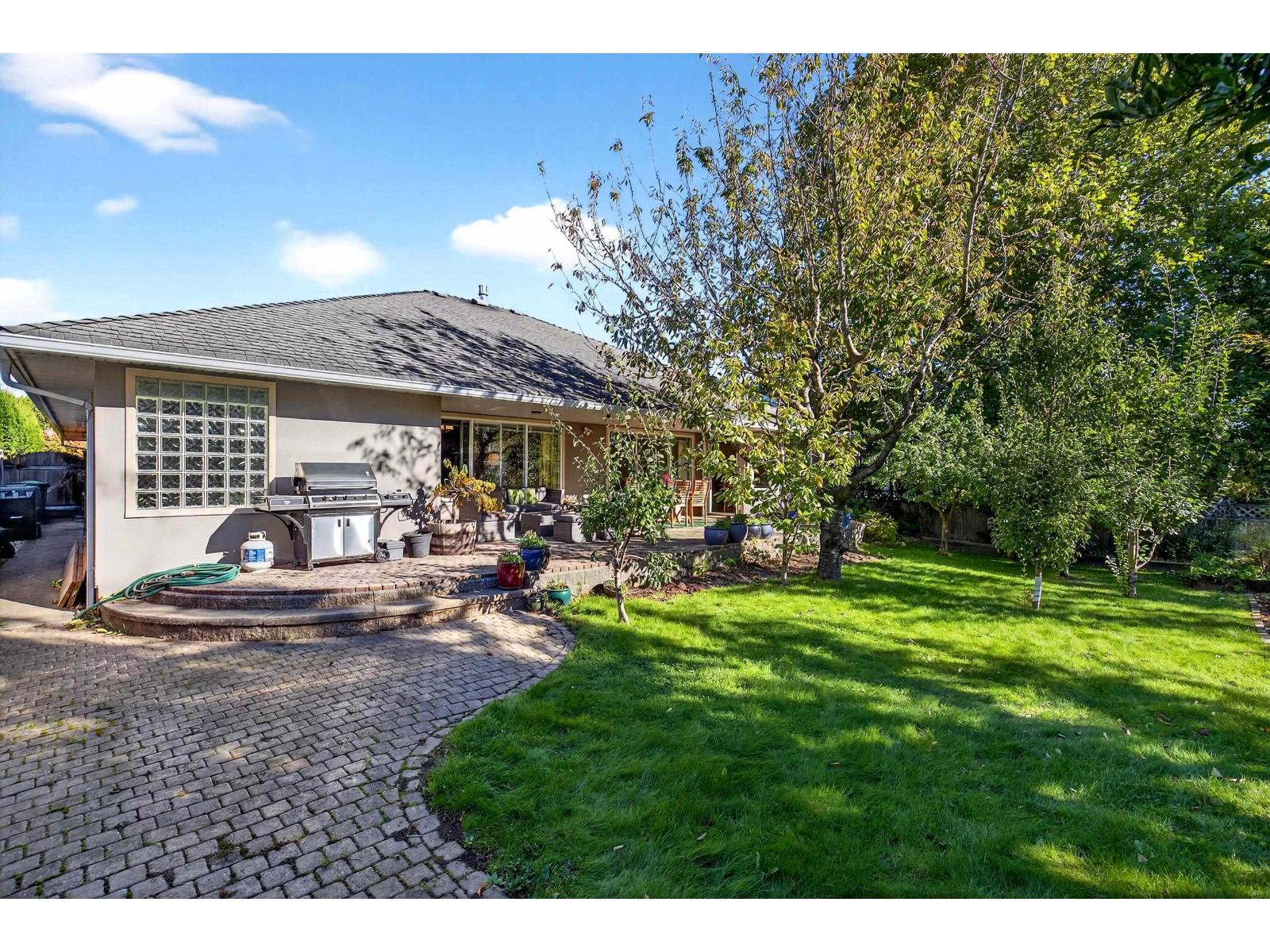 27012 25 Avenue, Langley, British Columbia  V4W 3W5 - Photo 33 - R3057514