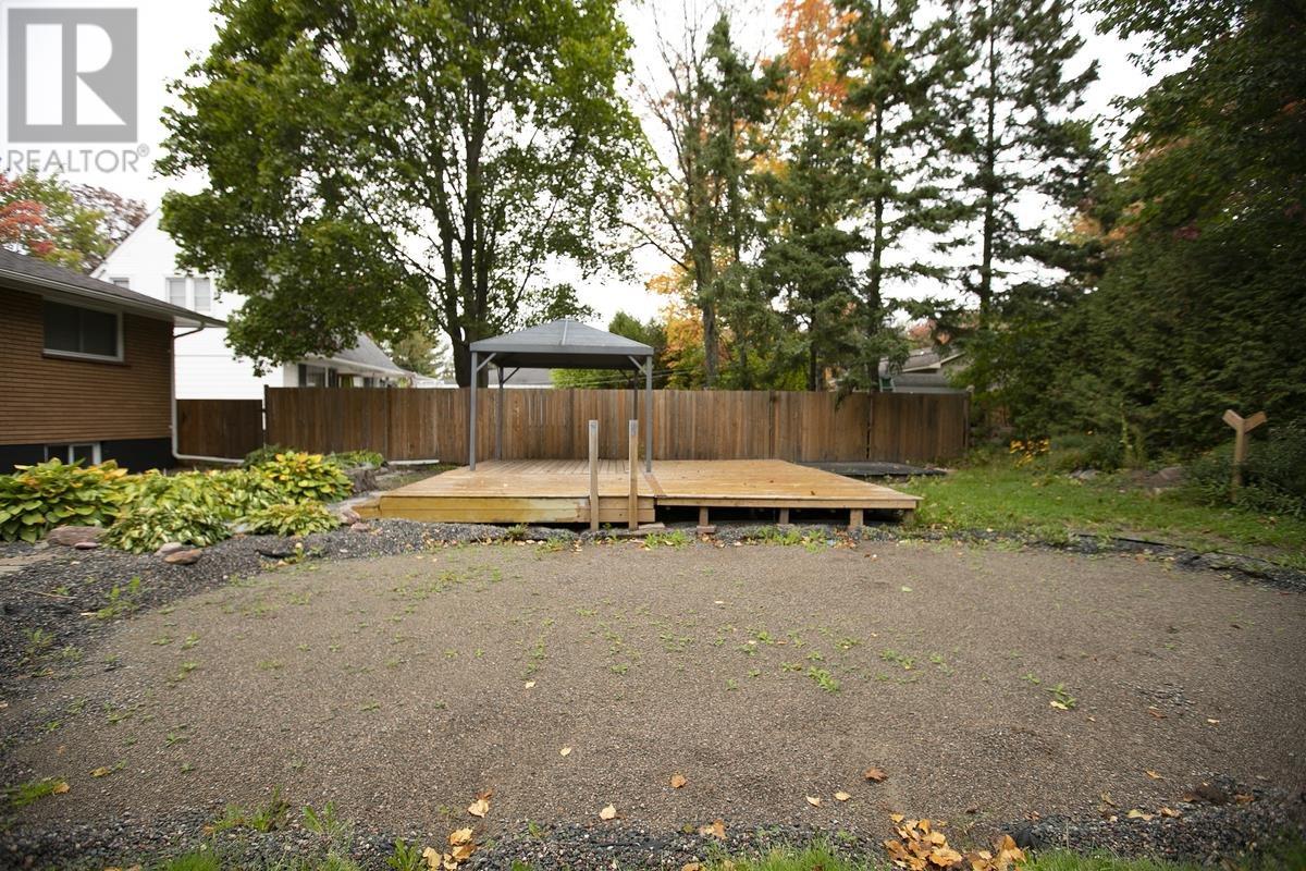 260 Shannon Rd, Sault Ste. Marie, Ontario  P6A 4K4 - Photo 8 - SM252902