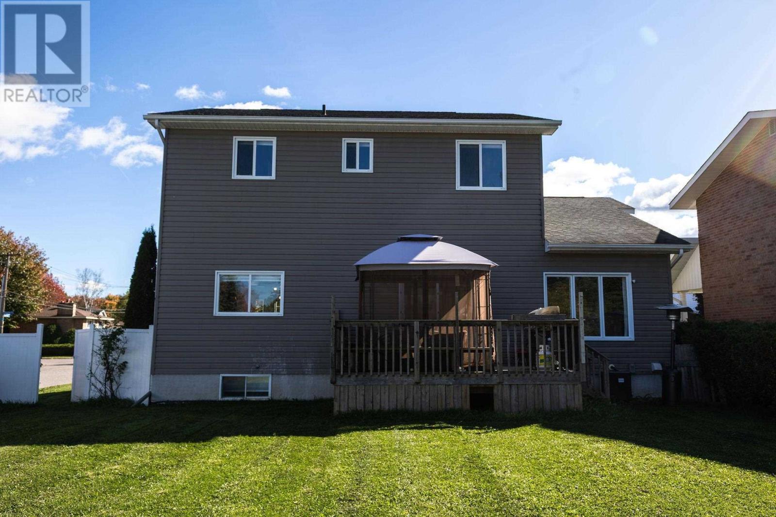 142 Louise Ave, Sault Ste. Marie, Ontario  P6A 6C8 - Photo 39 - SM252938