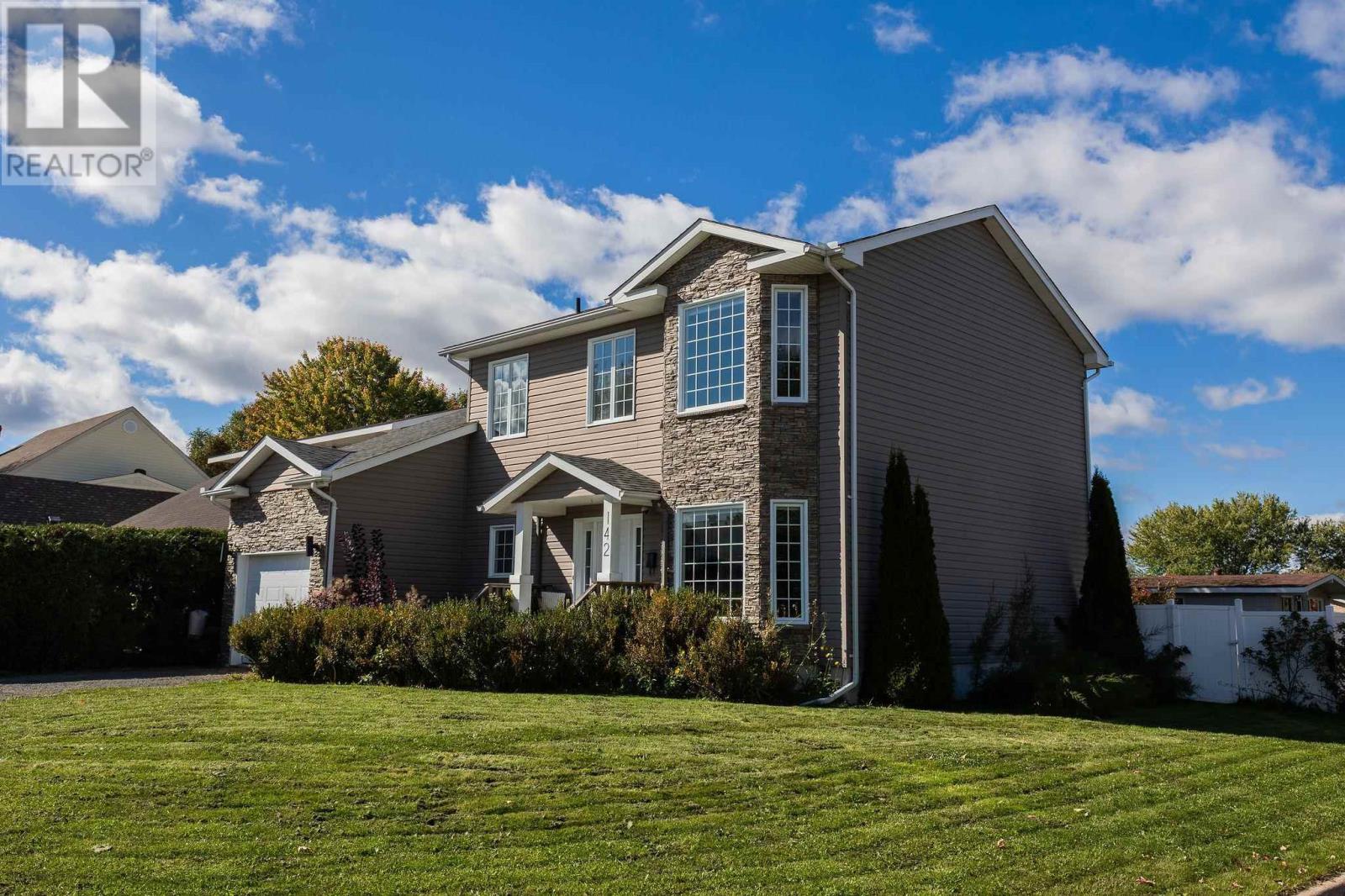 142 Louise Ave, Sault Ste. Marie, Ontario  P6A 6C8 - Photo 2 - SM252938