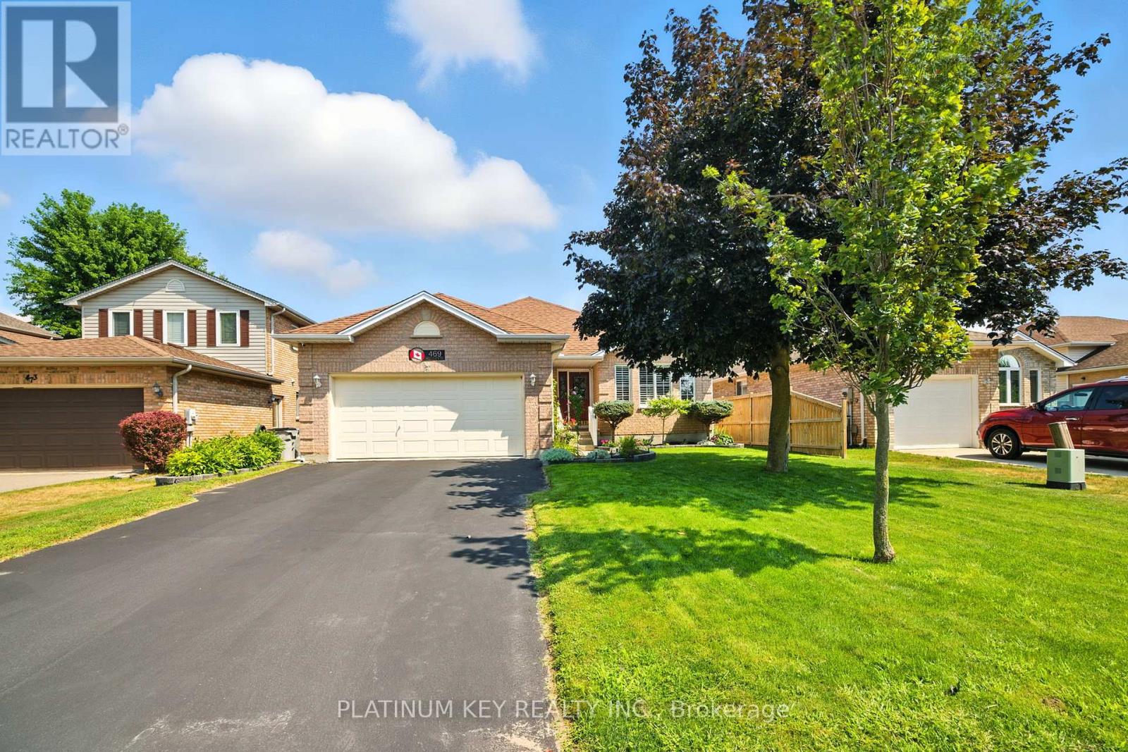 469 Riverview Drive, Strathroy-Caradoc, Ontario  N7G 4A6 - Photo 2 - X12463242