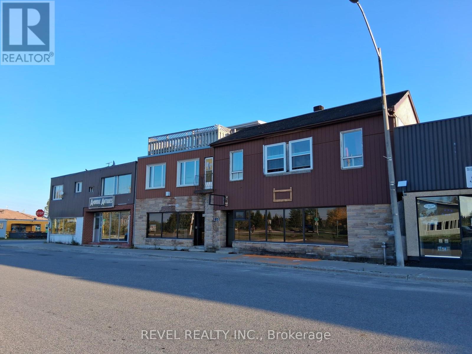 97 Ambridge Drive, Iroquois Falls, Ontario  P0K 1G0 - Photo 2 - T12463214