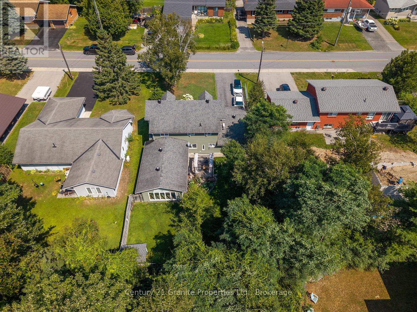 7 Tudhope Street, Parry Sound, Ontario  P2A 2H9 - Photo 42 - X12463241