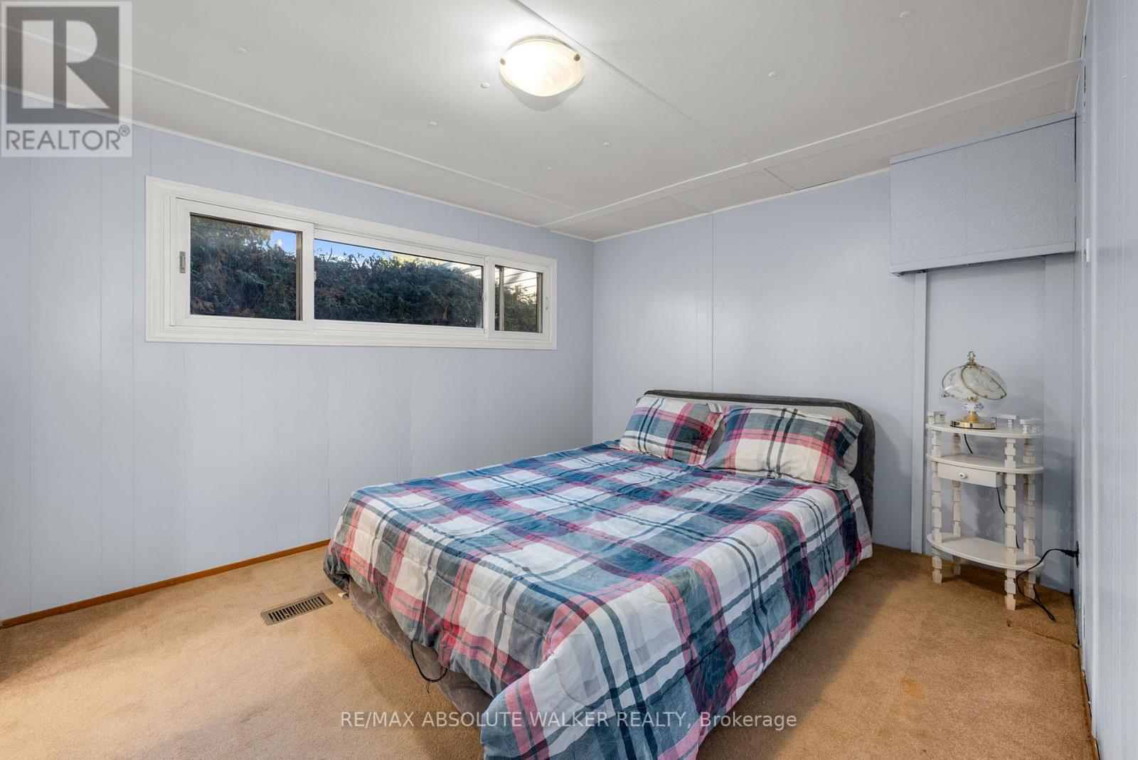 18 Tracy Avenue, Ottawa, Ontario  K2H 7P7 - Photo 11 - X12463168
