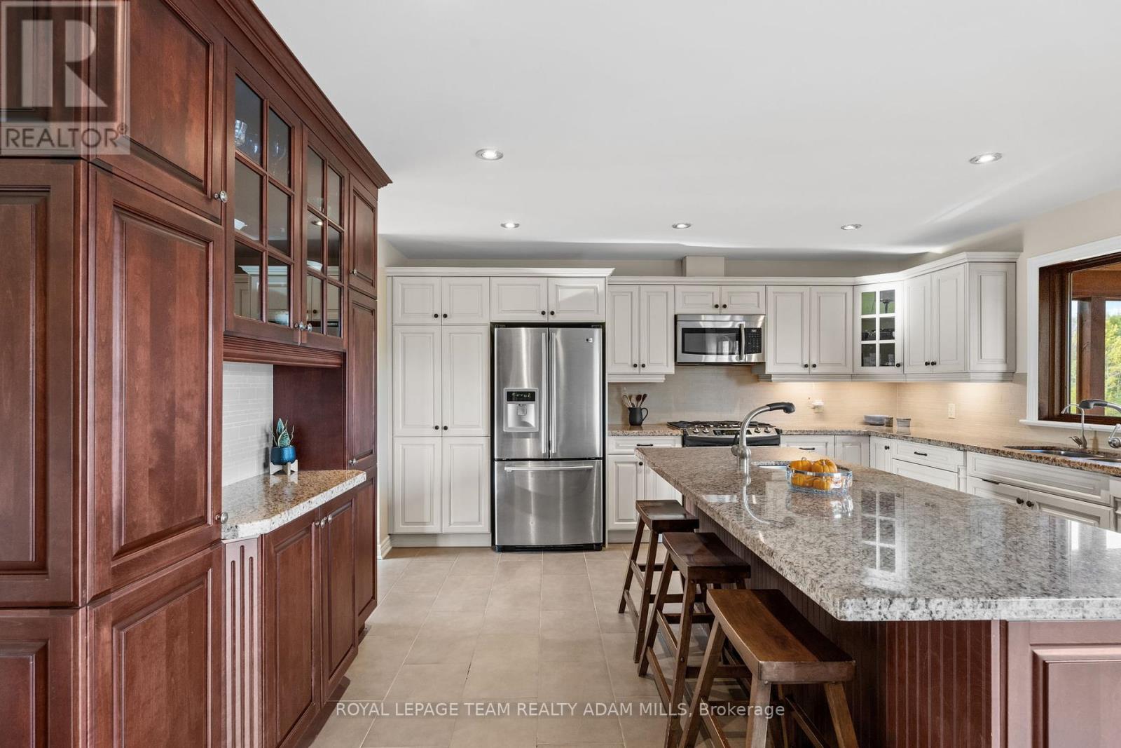 213 Wagon Drive, Ottawa, Ontario  K0A 1T0 - Photo 11 - X12463188