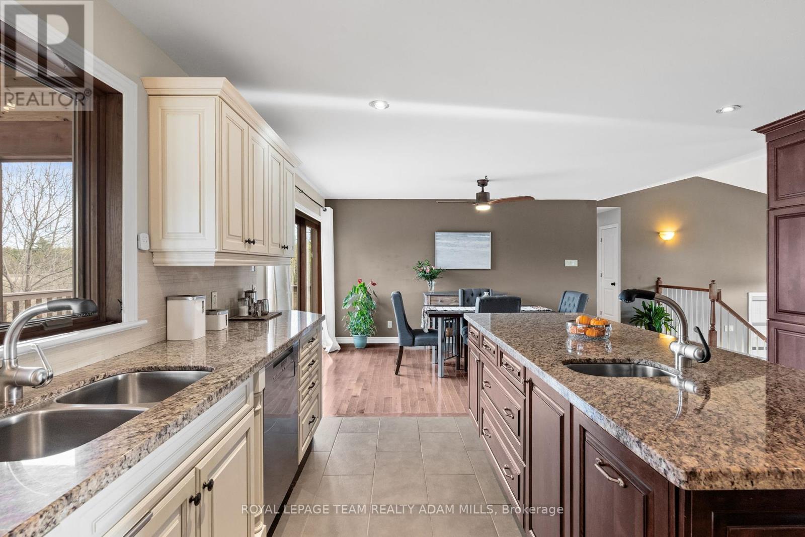 213 Wagon Drive, Ottawa, Ontario  K0A 1T0 - Photo 15 - X12463188