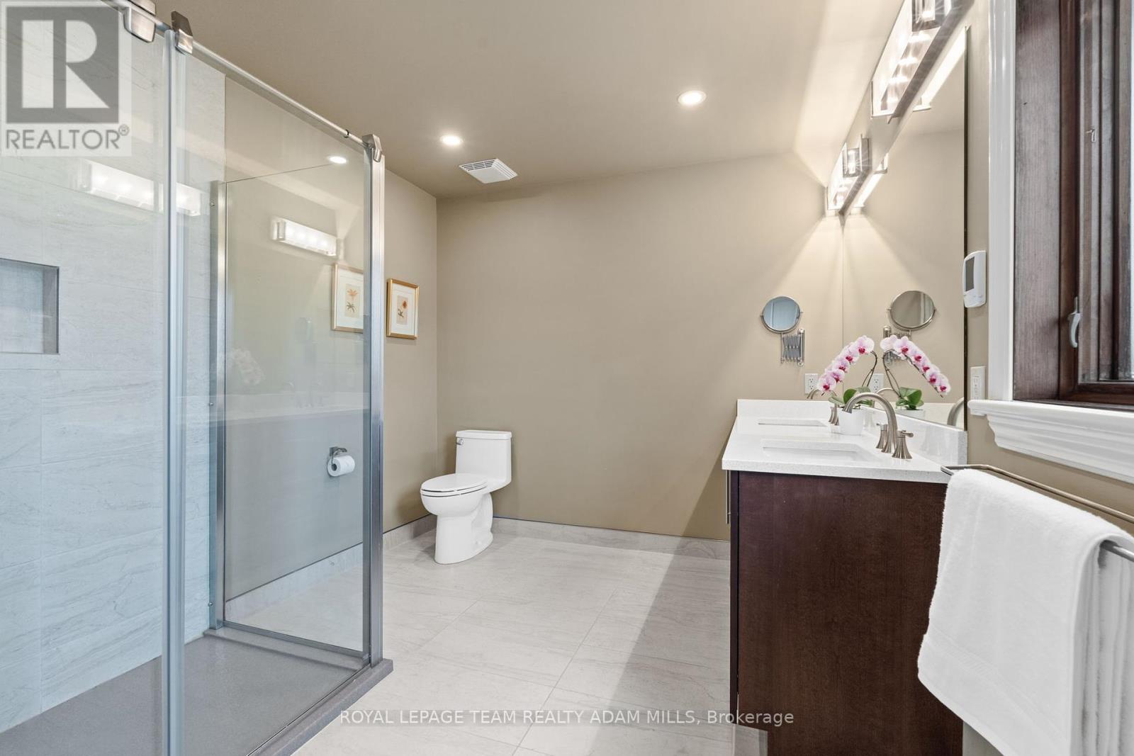 213 Wagon Drive, Ottawa, Ontario  K0A 1T0 - Photo 20 - X12463188