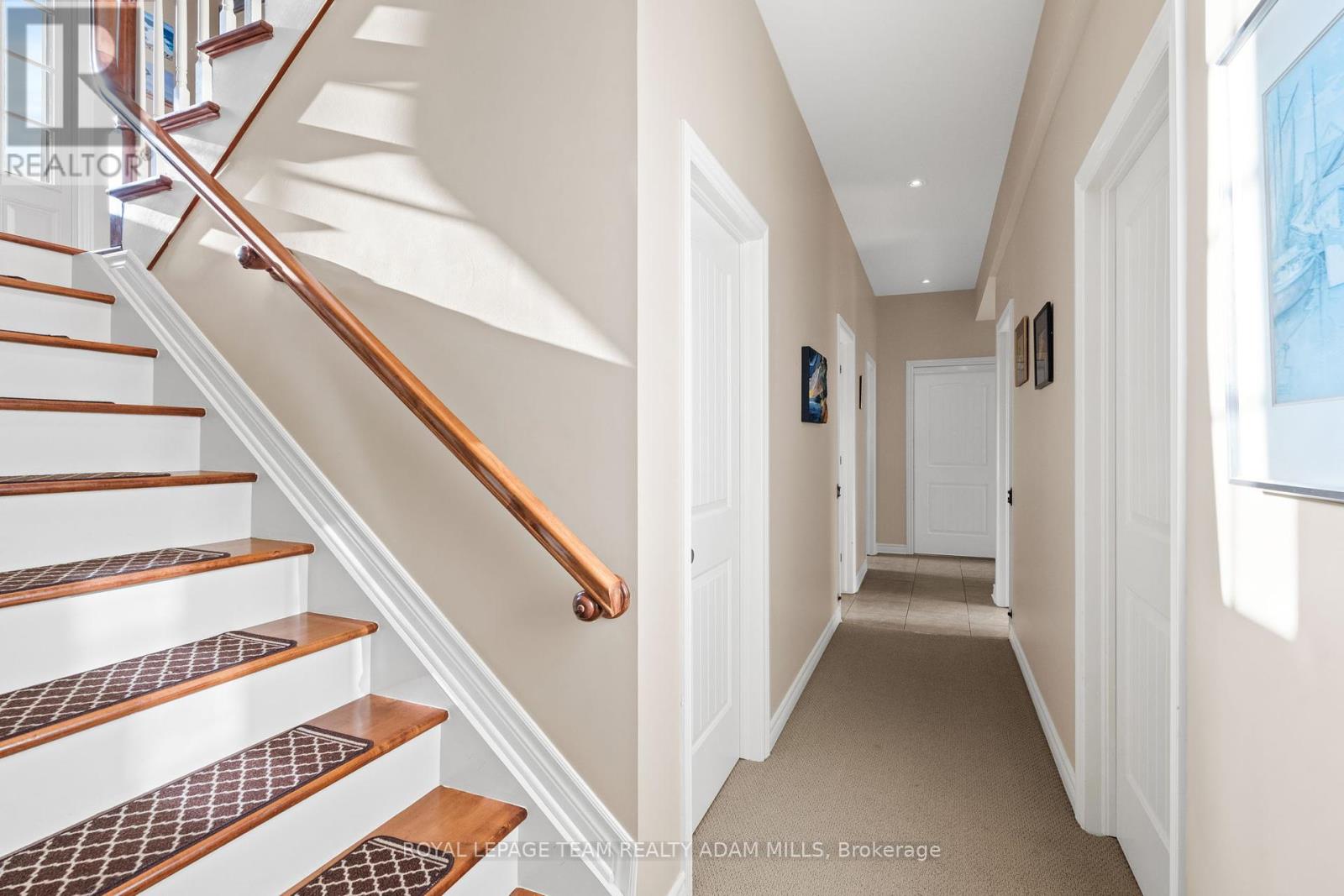 213 Wagon Drive, Ottawa, Ontario  K0A 1T0 - Photo 27 - X12463188
