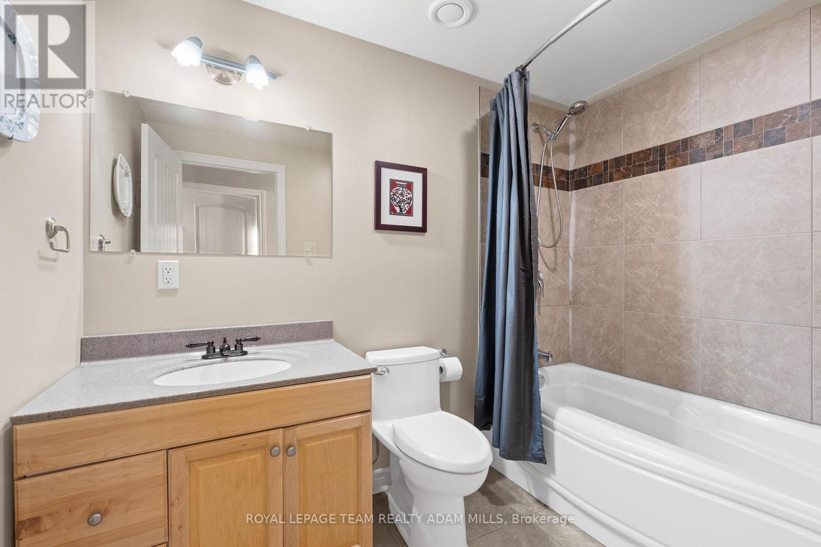 213 Wagon Drive, Ottawa, Ontario  K0A 1T0 - Photo 34 - X12463188