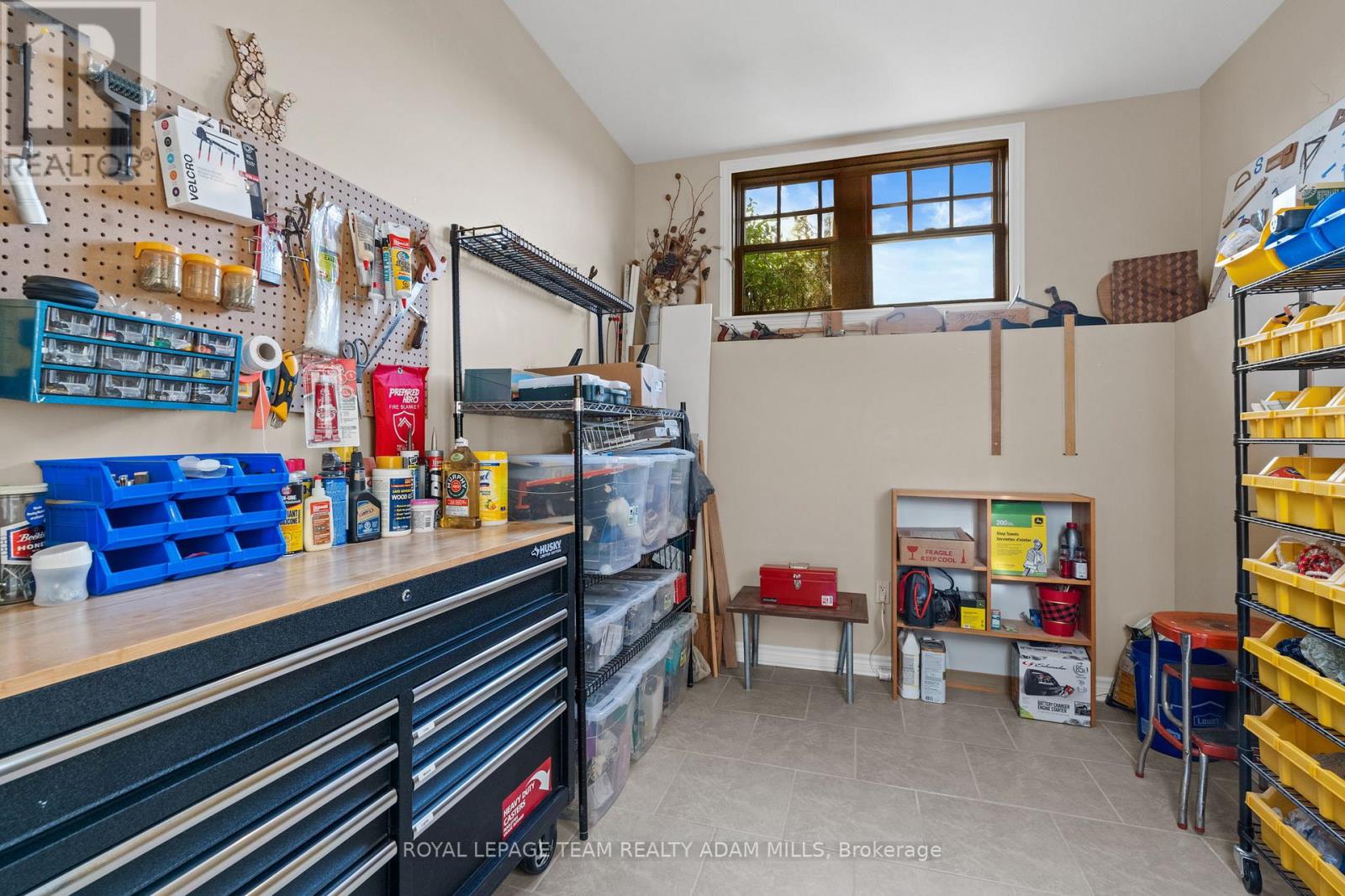 213 Wagon Drive, Ottawa, Ontario  K0A 1T0 - Photo 35 - X12463188