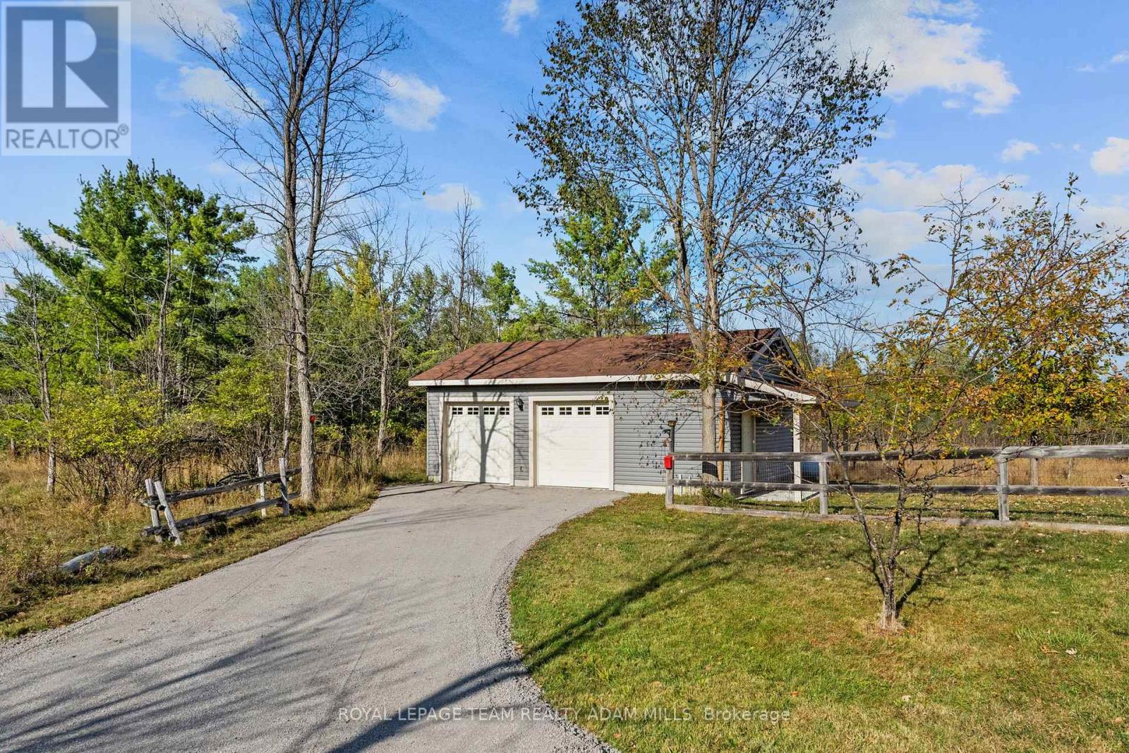 213 Wagon Drive, Ottawa, Ontario  K0A 1T0 - Photo 43 - X12463188