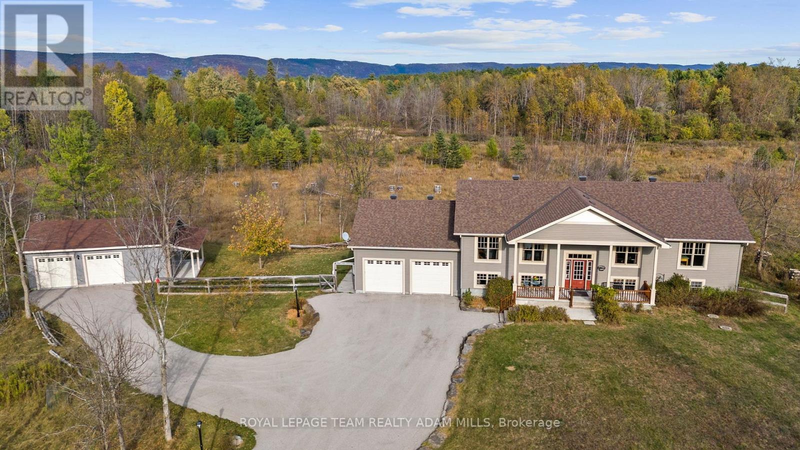 213 Wagon Drive, Ottawa, Ontario  K0A 1T0 - Photo 44 - X12463188