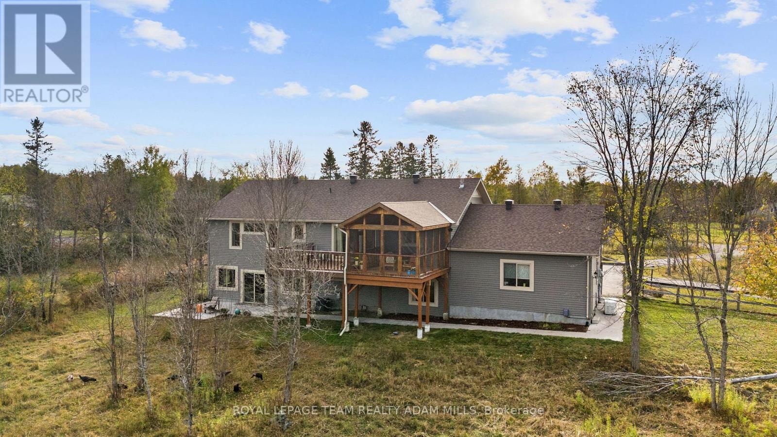 213 Wagon Drive, Ottawa, Ontario  K0A 1T0 - Photo 45 - X12463188