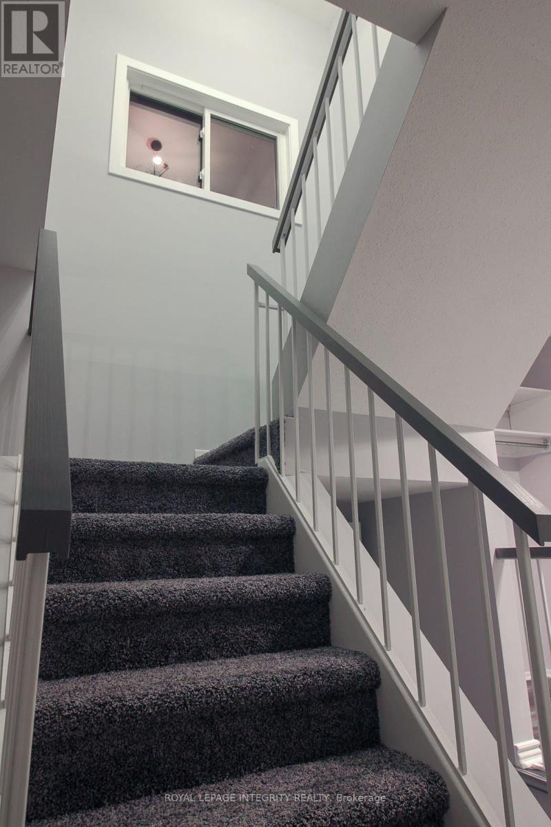 1080 Des Ormes Place, Ottawa, Ontario  K1C 5L7 - Photo 12 - X12463192