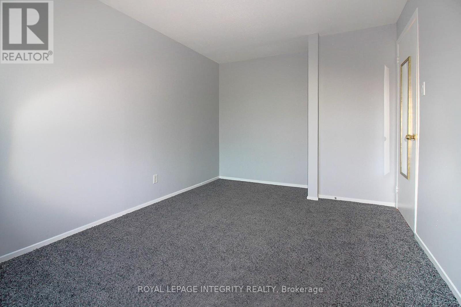 1080 Des Ormes Place, Ottawa, Ontario  K1C 5L7 - Photo 15 - X12463192