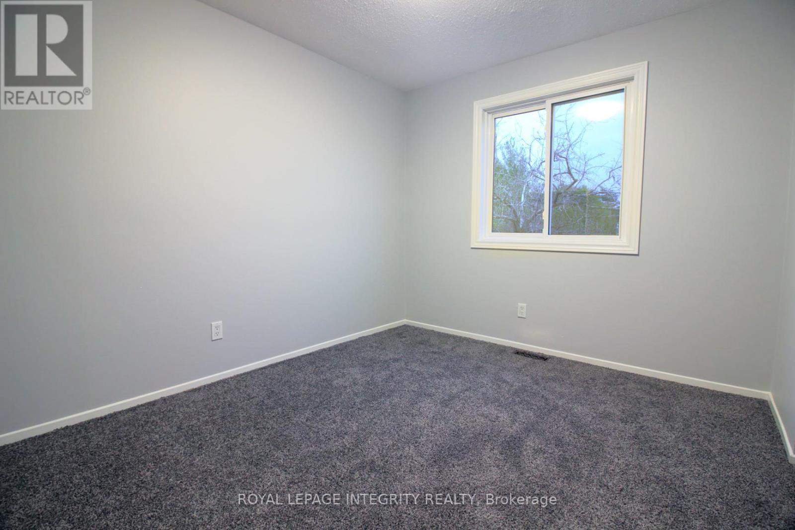 1080 Des Ormes Place, Ottawa, Ontario  K1C 5L7 - Photo 16 - X12463192
