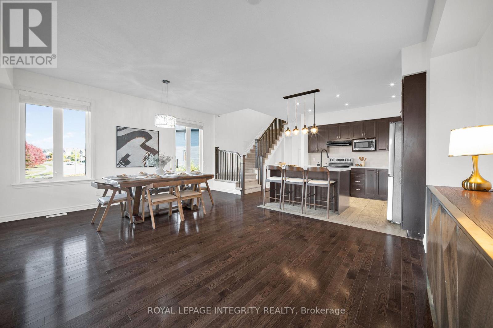924 Fletcher Circle, Ottawa, Ontario  K2T 0B7 - Photo 16 - X12463248
