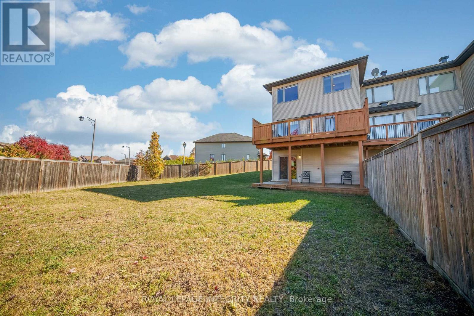 924 Fletcher Circle, Ottawa, Ontario  K2T 0B7 - Photo 43 - X12463248