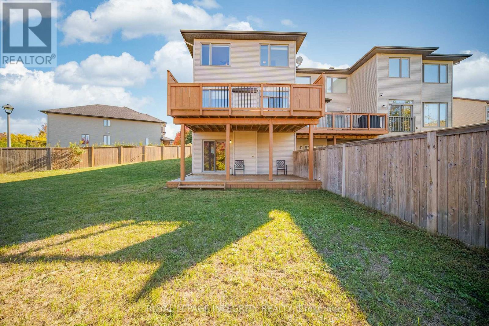 924 Fletcher Circle, Ottawa, Ontario  K2T 0B7 - Photo 45 - X12463248