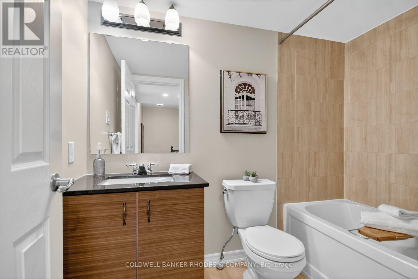 815 Mikinak Road, Ottawa, Ontario  K1K 4Z9 - Photo 31 - X12463293