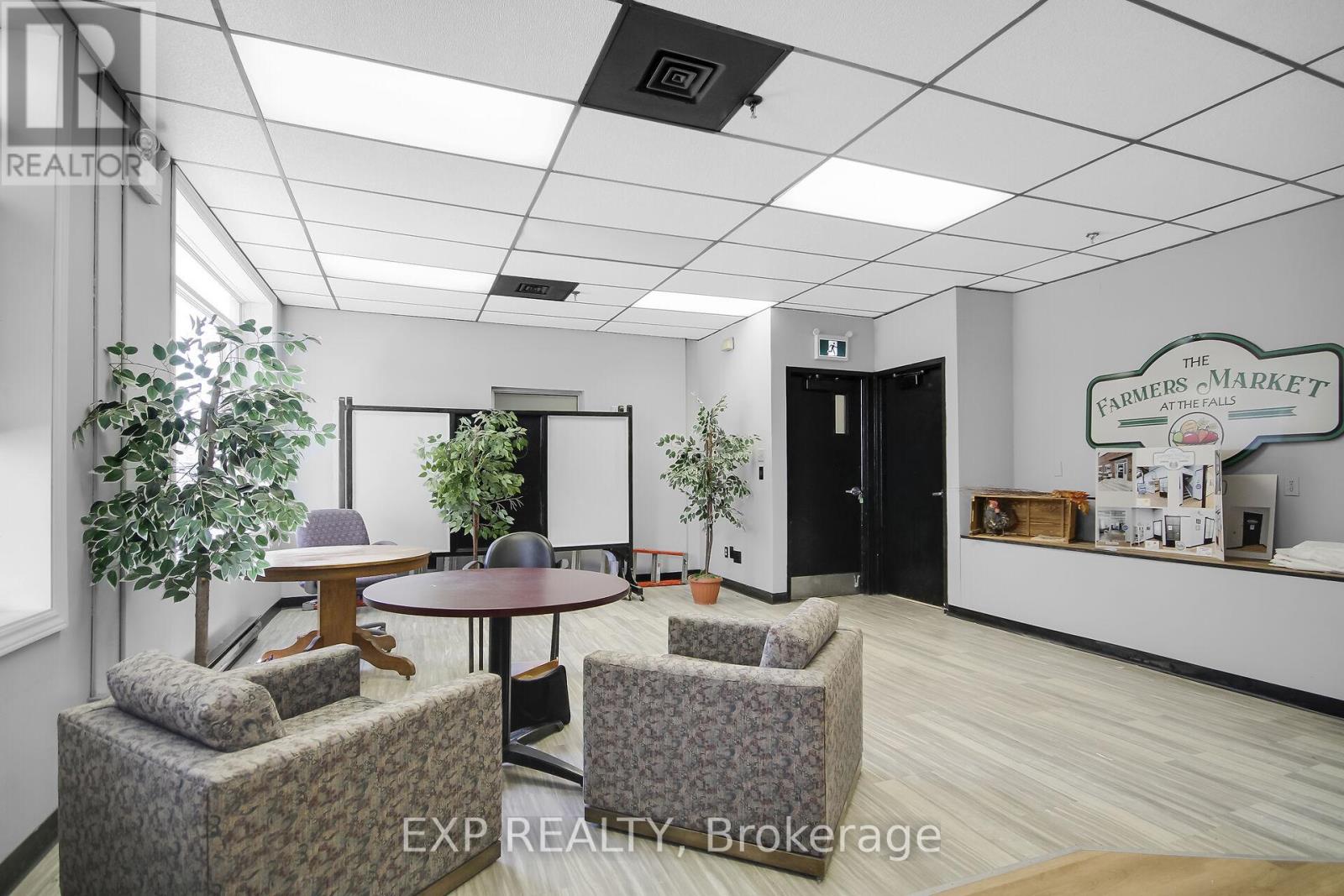 12 Maple Avenue, Smiths Falls, Ontario  K7A 1Z5 - Photo 31 - X12463315