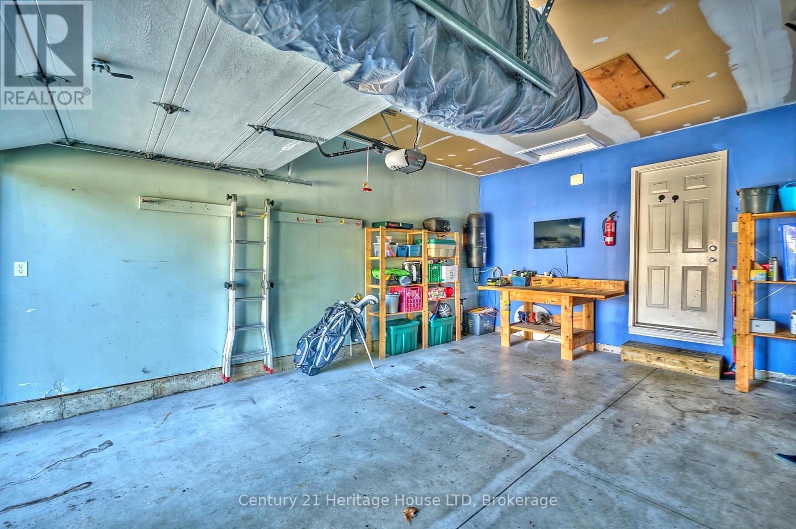 4 Arlene Street, St. Catharines, Ontario  L2S 4C9 - Photo 38 - X12463218