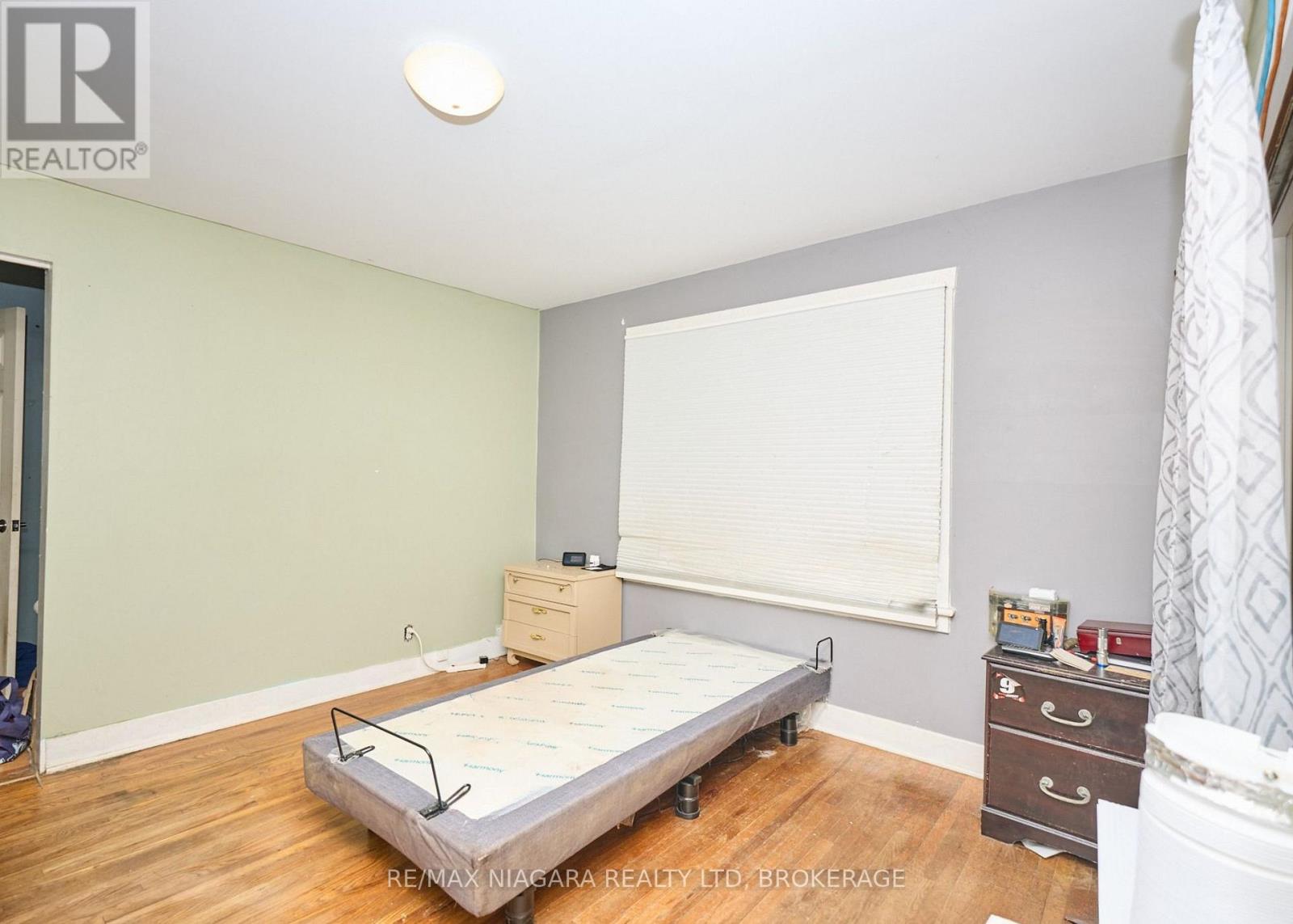 2503 Coral Avenue, Fort Erie, Ontario  L0S 1S0 - Photo 13 - X12463294