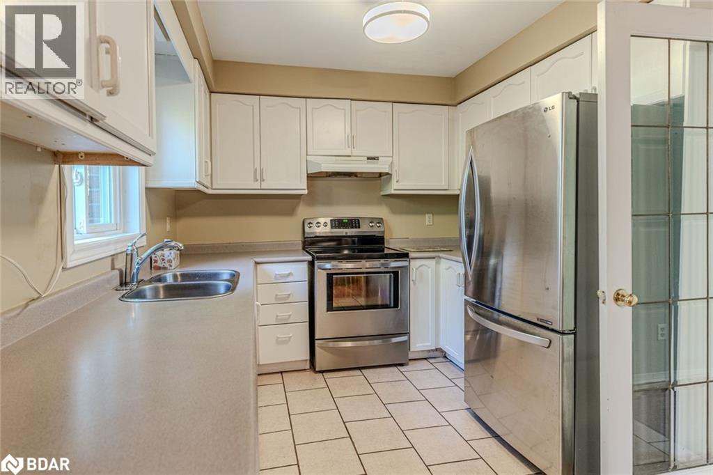 58 Mcdougall Drive, Barrie, Ontario  L4N 7H6 - Photo 4 - 40779009