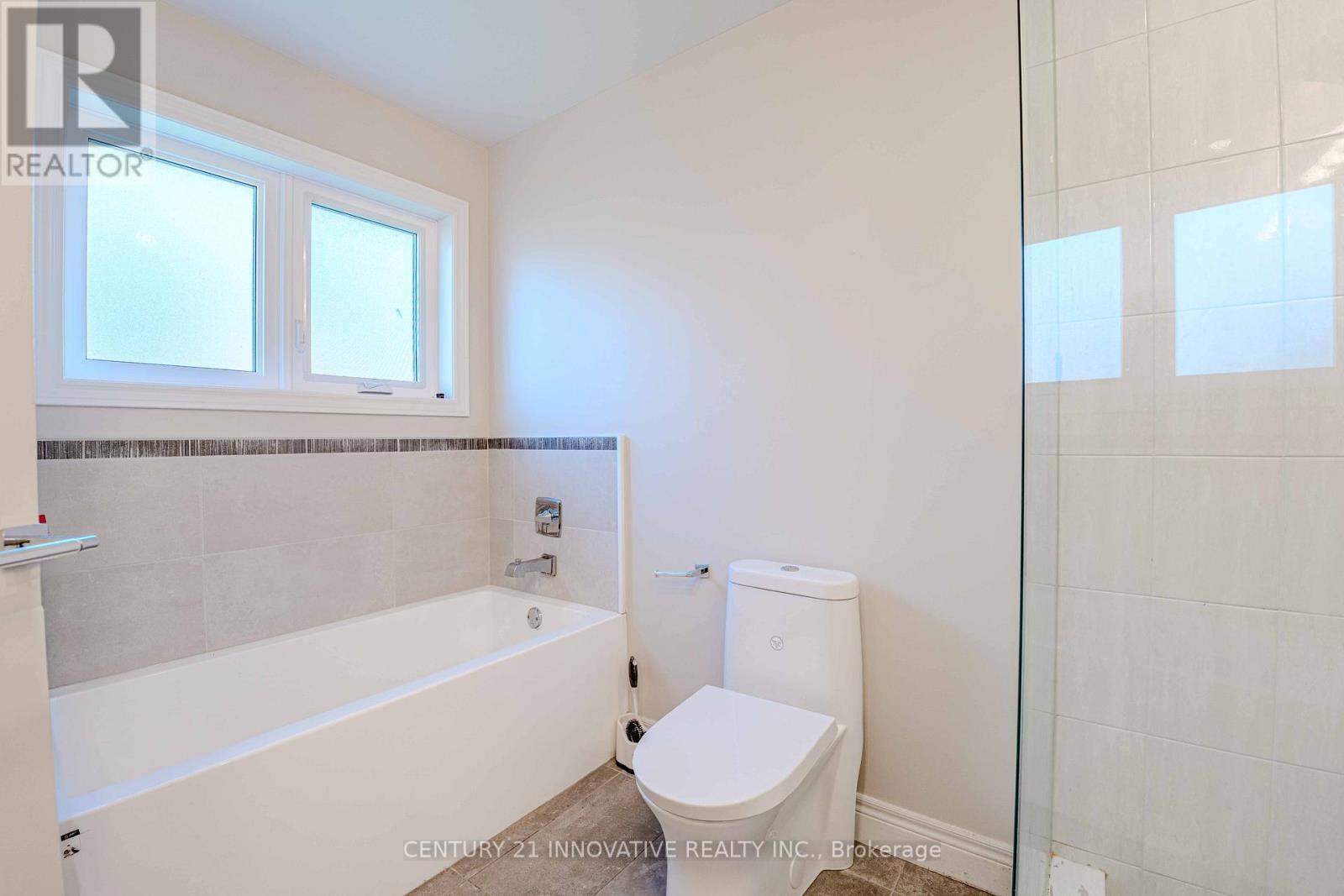 Upper - 13 Darren Hill Trail, Markham, Ontario  L6E 0H1 - Photo 31 - N12430266
