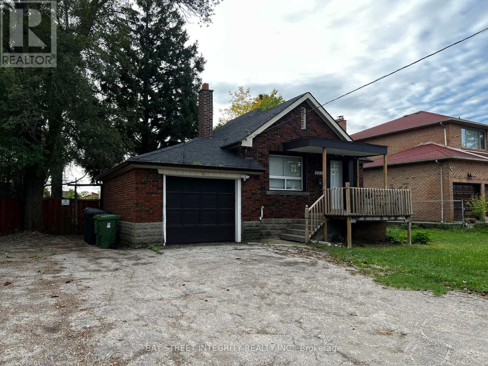 203 Drewry Avenue, Toronto, Ontario  M2M 1E3 - Photo 2 - C12462981