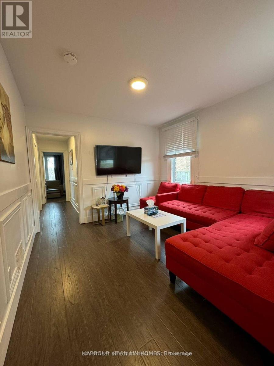 203 Drewry Avenue, Toronto, Ontario  M2M 1E3 - Photo 4 - C12462981