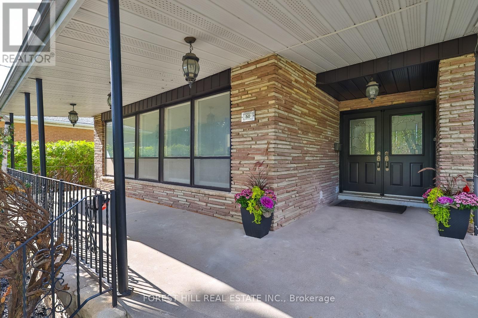 50 Evanston Drive, Toronto, Ontario  M3H 5P3 - Photo 37 - C12463035