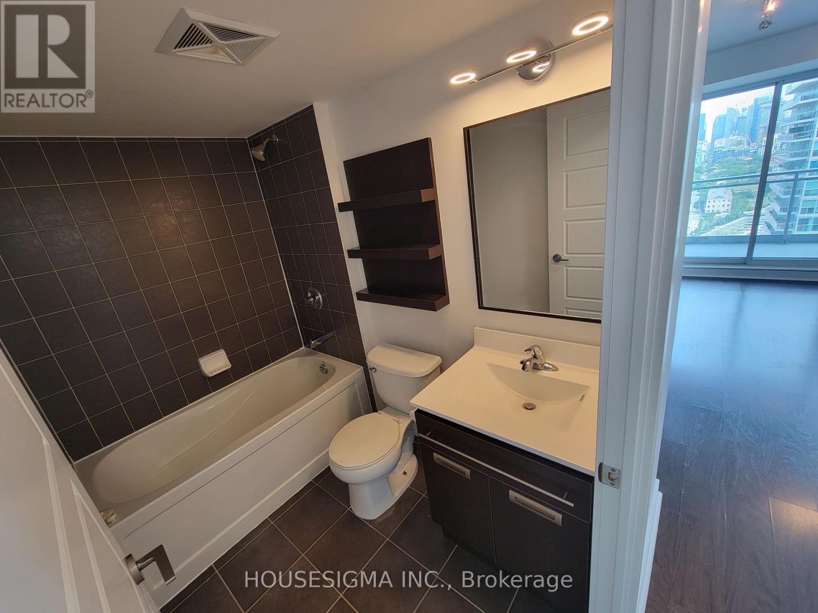 2012 - 100 Western Battery Road, Toronto, Ontario  M6K 3S2 - Photo 12 - C12463047