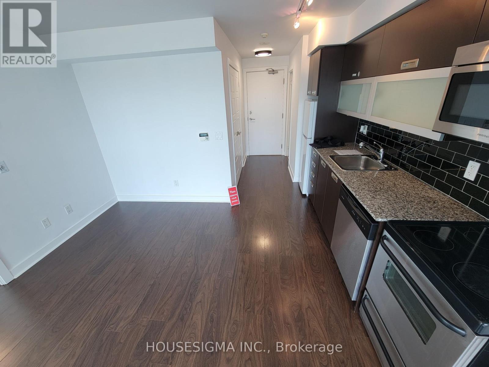 2012 - 100 Western Battery Road, Toronto, Ontario  M6K 3S2 - Photo 3 - C12463047