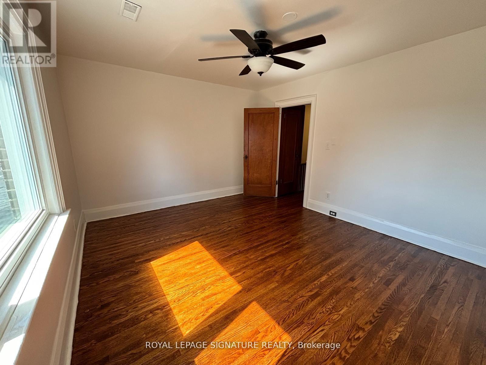 524 Eglinton Avenue E, Toronto, Ontario  M4P 1N6 - Photo 13 - C12463062