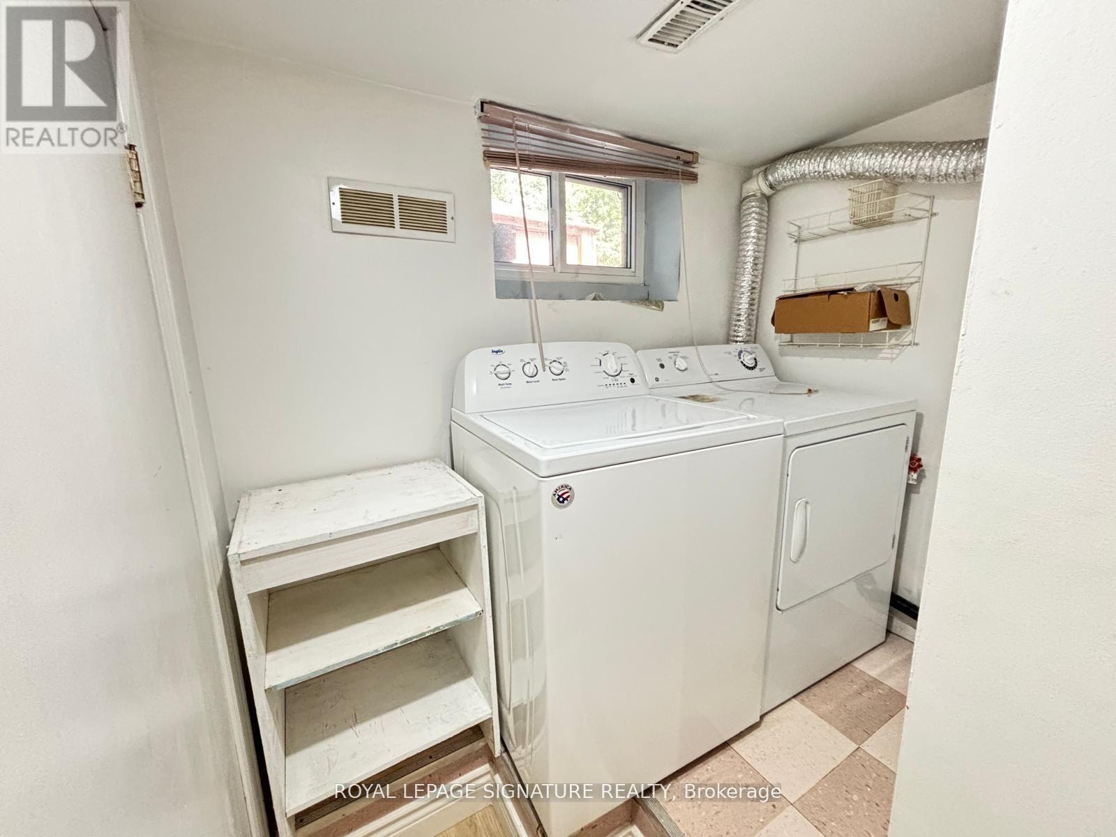 524 Eglinton Avenue E, Toronto, Ontario  M4P 1N6 - Photo 31 - C12463062