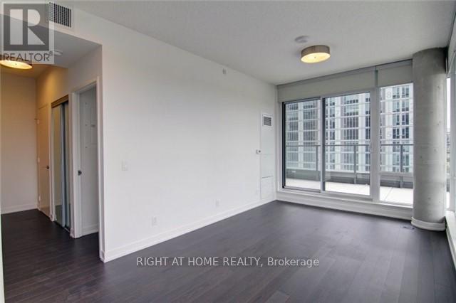 N426 - 455 Front Street, Toronto, Ontario  M5A 1G9 - Photo 14 - C12463067