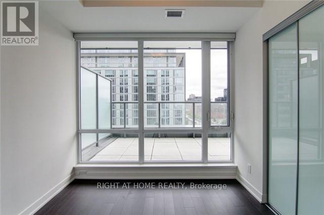 N426 - 455 Front Street, Toronto, Ontario  M5A 1G9 - Photo 7 - C12463067
