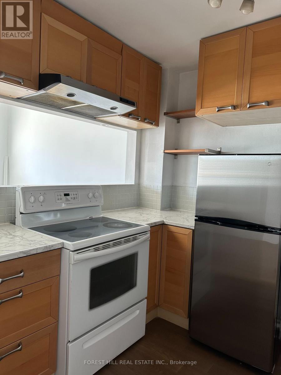 1 - 280 Eglinton Avenue W, Toronto, Ontario  M4R 1B2 - Photo 6 - C12463085